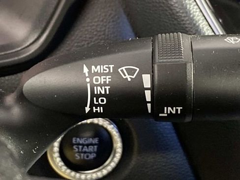 Used 2025 Toyota Corolla SE FWD image 17