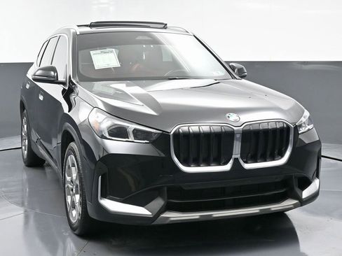 Used 2023 BMW X1 xDrive28i w/ Convenience Package image 4