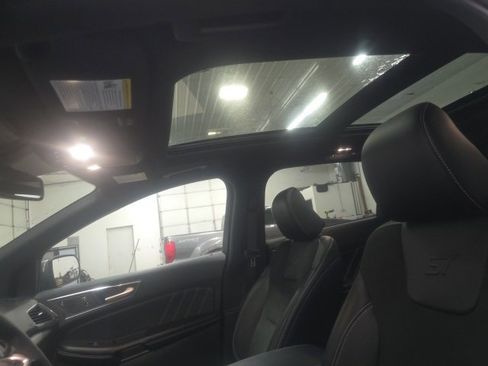 Used 2021 Ford Edge ST w/ Equipment Group 401A image 18