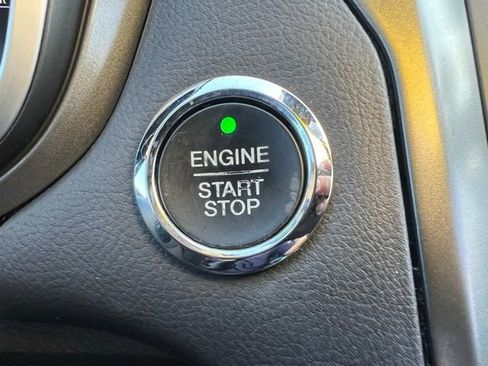 Used 2016 Ford Fusion Titanium image 29