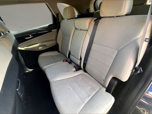 Used 2017 Kia Sorento AWD image 20