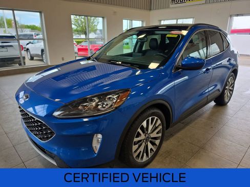 Certified 2021 Ford Escape Titanium FWD image 1