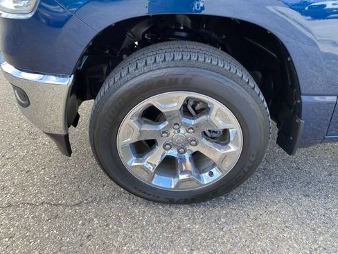 Used 2022 RAM 1500 Big Horn AWD/4WD image 12
