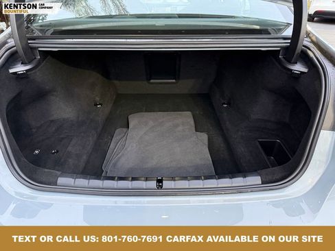 Used 2025 BMW 740i xDrive image 37