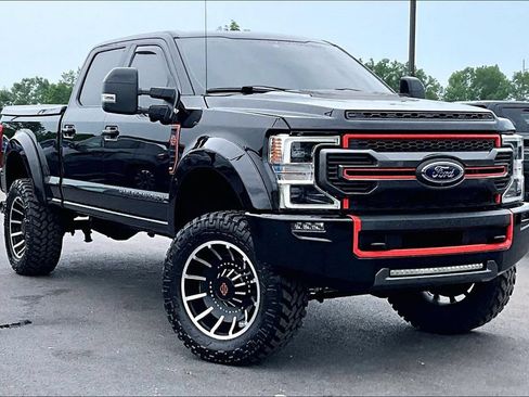 Used 2021 Ford F250 Lariat w/ Lariat Ultimate Package AWD/4WD image 38