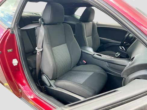 Used 2021 Dodge Challenger SXT w/ Driver Convenience Group AWD/4WD image 28