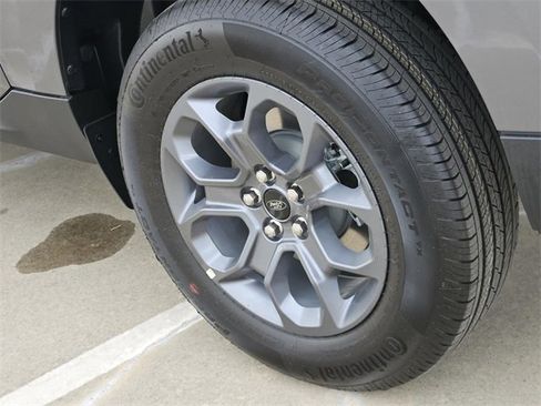 New 2025 Ford Maverick XLT w/ XLT Luxury Package image 5