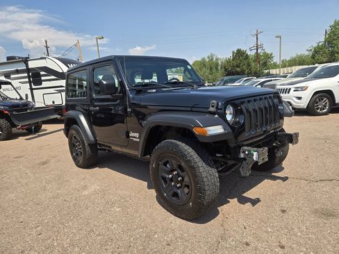 Used 2018 Jeep Wrangler Sport AWD/4WD image 14