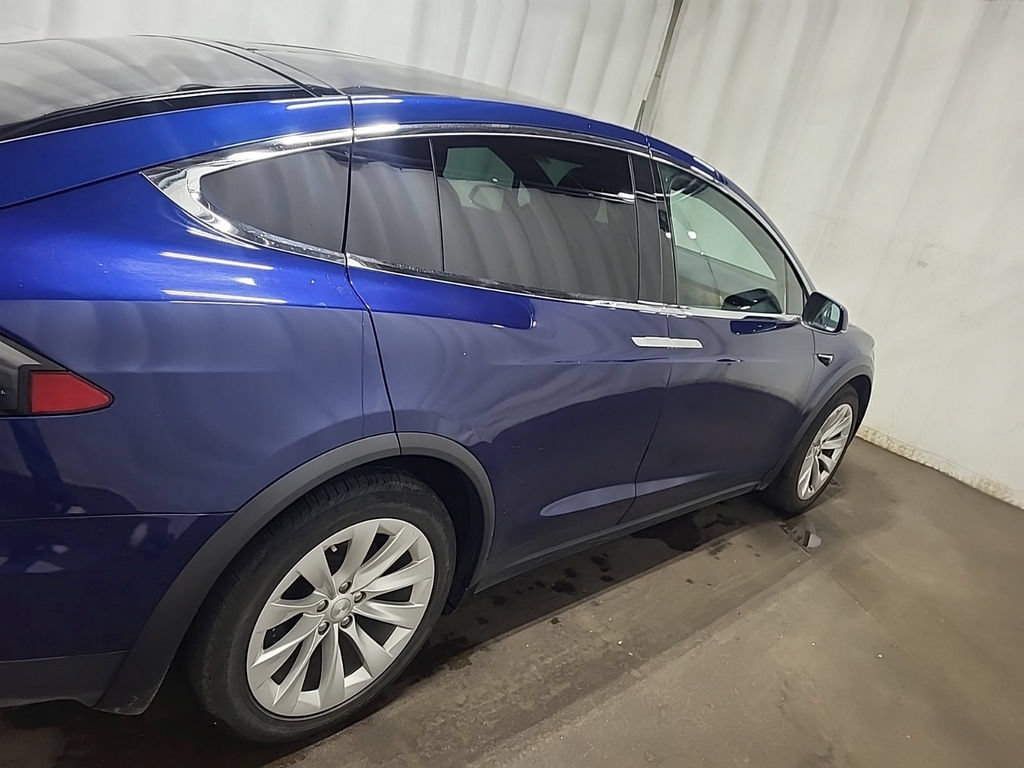 Used 2020 Tesla Model X Long Range AWD/4WD image 4