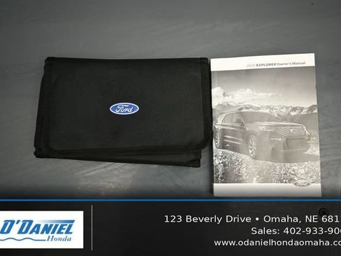 Used 2020 Ford Explorer XLT AWD/4WD image 42