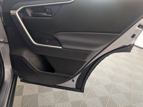 Used 2022 Toyota RAV4 LE image 26