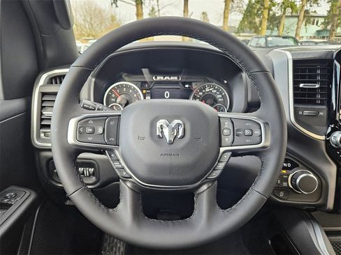 New 2026 RAM 1500 4x4 Crew Cab image 23