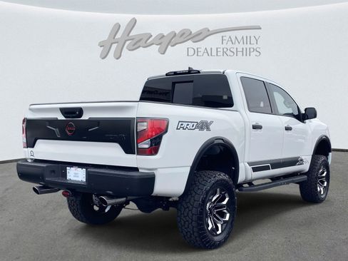 Used 2023 Nissan Titan PRO-4X w/ Off Road Protection Package image 3