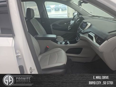 Used 2022 GMC Terrain SLT AWD/4WD image 37