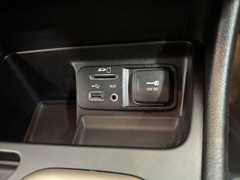 Used 2016 Jeep Cherokee Latitude w/ Safety/Convenience Group image 26