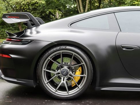 Used 2026 Porsche 911 GT3 RWD image 10