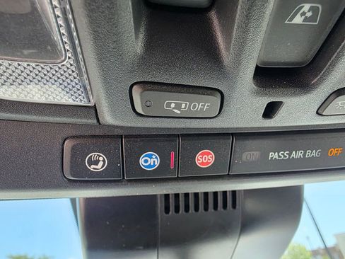 Certified 2025 Chevrolet Silverado 1500 ZR2 w/ Technology Package AWD/4WD image 28