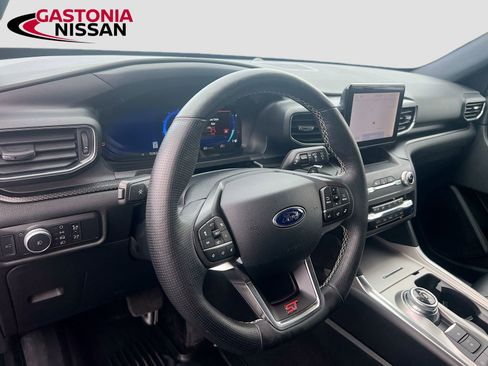 Used 2020 Ford Explorer ST AWD/4WD image 11