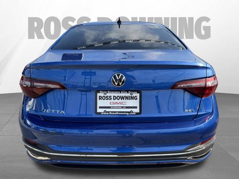 Used 2022 Volkswagen Jetta SEL FWD image 5