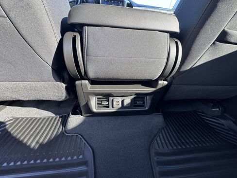 Used 2021 Chevrolet Silverado 1500 LT w/ Texas Edition Plus image 8