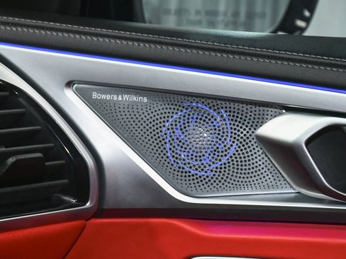 Used 2024 BMW M850i xDrive Coupe image 42