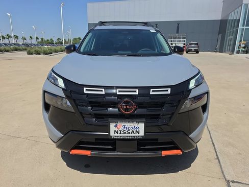 New 2026 Nissan Rogue SV w/ Rock Creek Premium Package AWD/4WD image 9