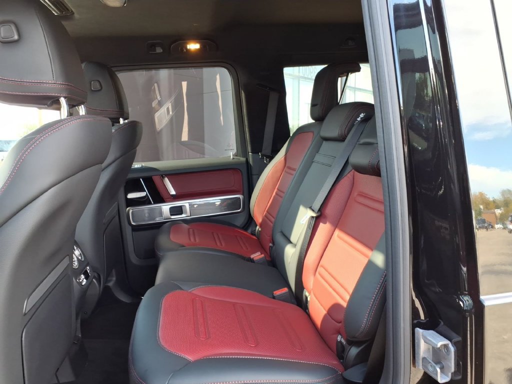New 2027 Mercedes-Benz G 580 e image 24