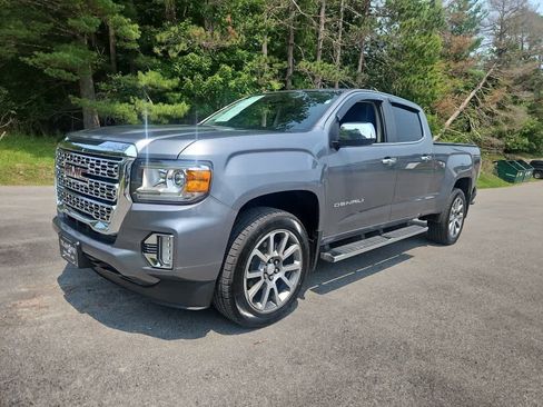 Used 2022 GMC Canyon Denali AWD/4WD image 1