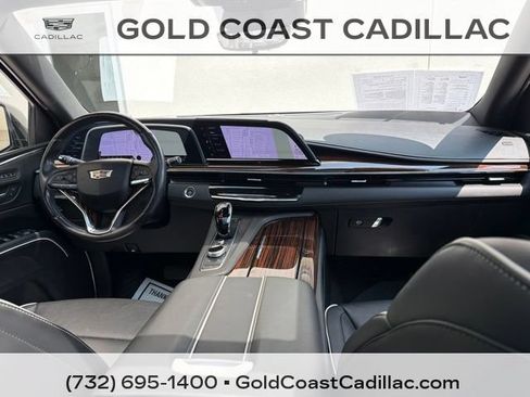 Used 2023 Cadillac Escalade Premium Luxury AWD/4WD image 11