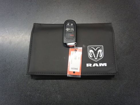 Used 2018 RAM 1500 Limited image 19