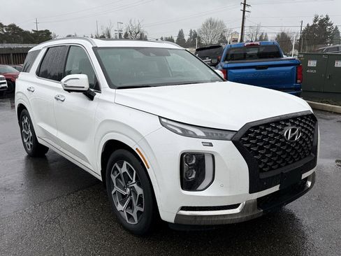 Used 2022 Hyundai Palisade Calligraphy image 3