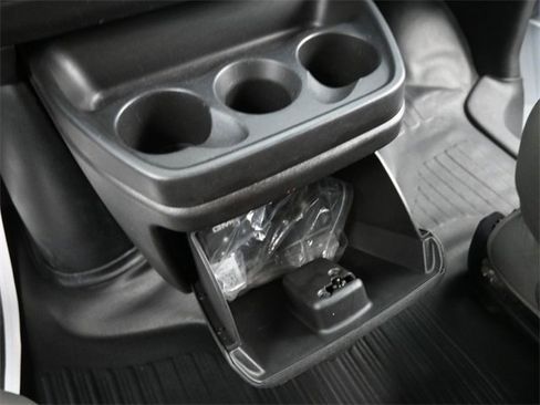 Used 2024 GMC Savana 2500 w/ Driver Convenience Package image 24