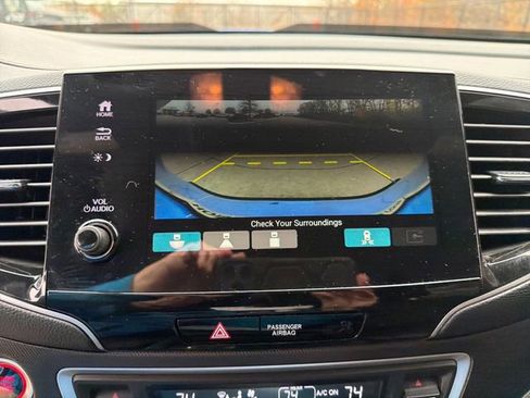 Used 2025 Honda Passport TrailSport image 22