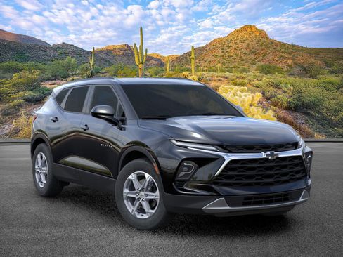 New 2026 Chevrolet Blazer LT w/ Convenience Package FWD image 7