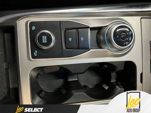 Used 2023 Ford Explorer XLT w/ Equipment Group 202A AWD/4WD image 12