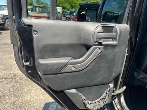 Used 2011 Jeep Wrangler Unlimited Sport AWD/4WD image 16