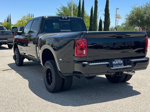 New 2026 RAM 3500 Big Horn AWD/4WD image 5