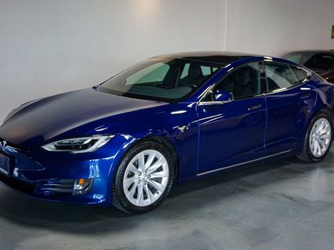 Used 2018 Tesla Model S AWD image 5