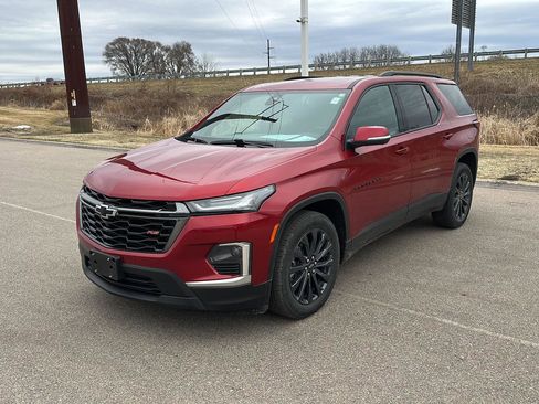 Used 2023 Chevrolet Traverse RS w/ LPO, Floor Liner Package image 7