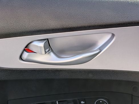 Used 2024 Kia Forte LXS image 12