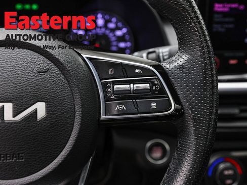 Used 2023 Kia Forte GT-Line w/ GT-Line Premium Package FWD image 16