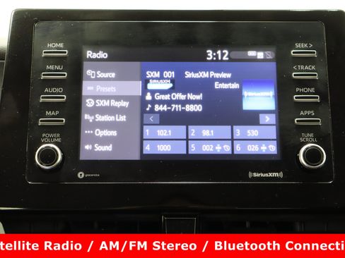 Used 2023 Toyota Camry SE image 18