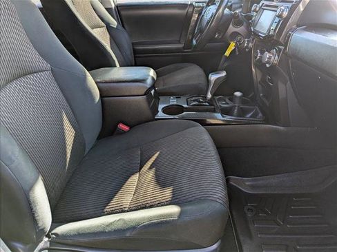 Used 2018 Toyota 4Runner TRD Off-Road image 20