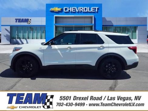 Used 2023 Ford Explorer ST-Line w/ Class IV Trailer Tow Package RWD image 1