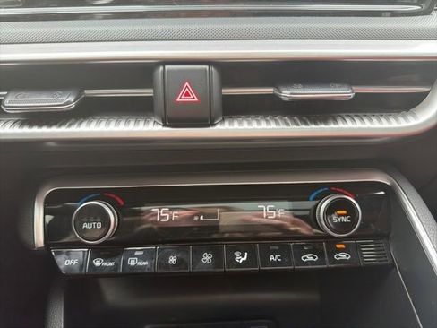 Used 2022 Kia K5 GT-Line w/ GT-Line Awd Premium Package image 12