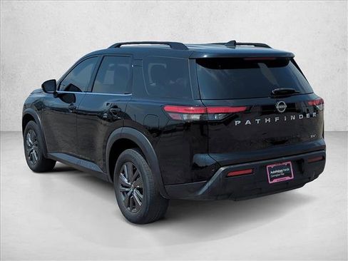 Used 2022 Nissan Pathfinder SV FWD image 9