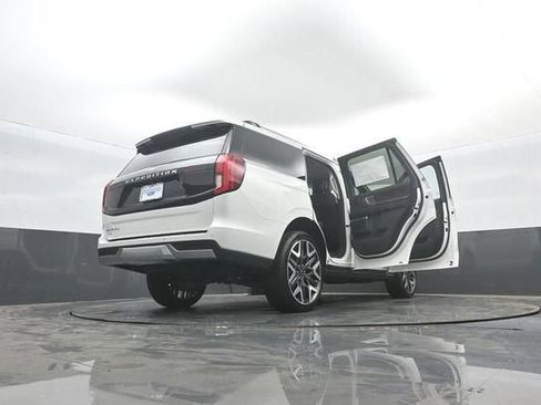 New 2026 Ford Expedition Platinum w/ Platinum Ultimate Package AWD/4WD image 45