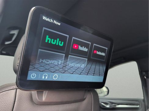 Used 2023 GMC Yukon Denali w/ Denali Reserve Package image 32