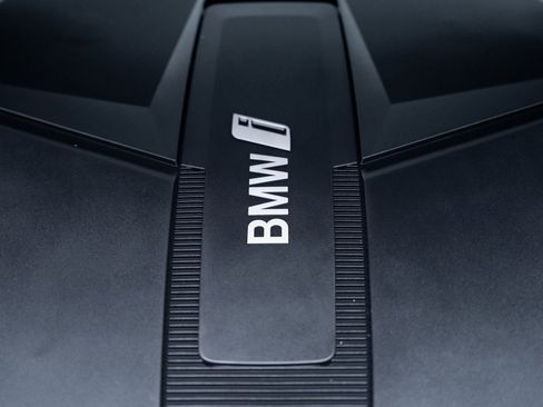 Used 2023 BMW i7 xDrive60 image 75