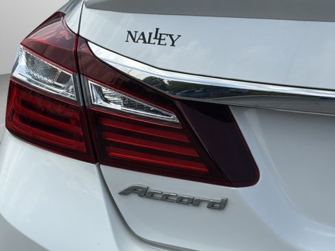 Used 2016 Honda Accord Sport image 25